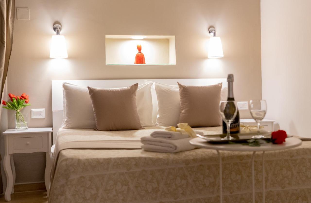 Reginella Duomo Apartment نابولي المظهر الخارجي الصورة