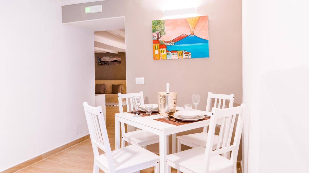 Reginella Duomo Apartment نابولي المظهر الخارجي الصورة